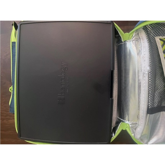 Blue and Green Bentology Lunch Box - Picture 3 of 4